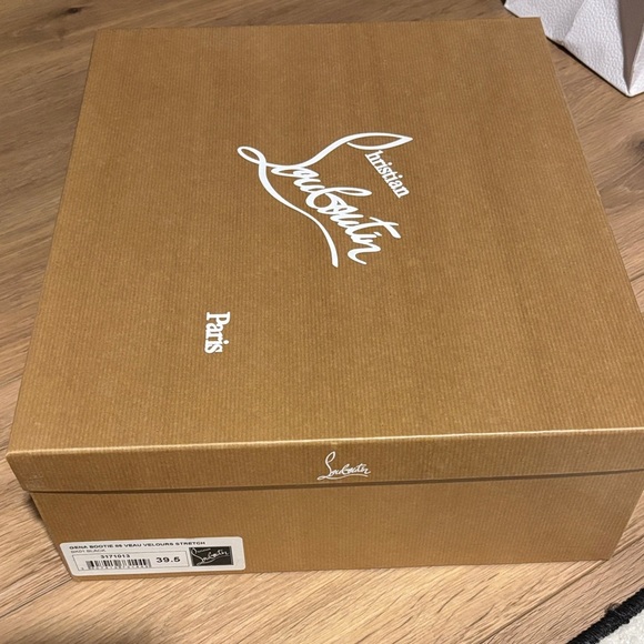 Christian Louboutin Gena 85 black suede stretch boot - Picture 4 of 16